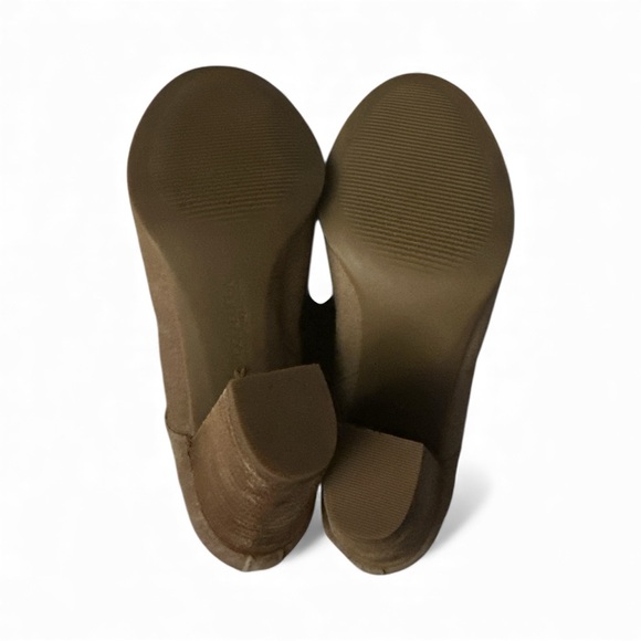 KOOLABURRA by UGG - Tan Booties - Picture 5 of 5